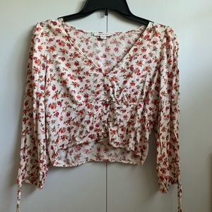 american eagle floral long sleeve crop top